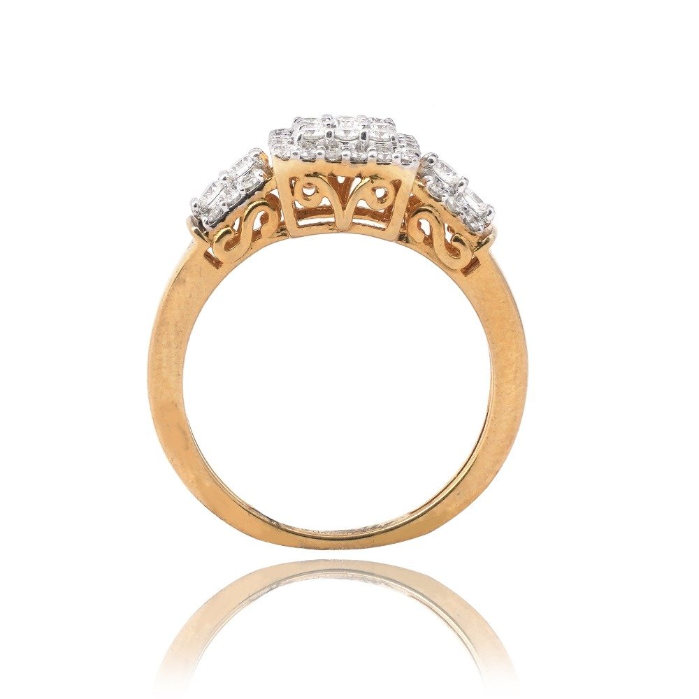 22KT Gold Simple Diamond Design Ring 