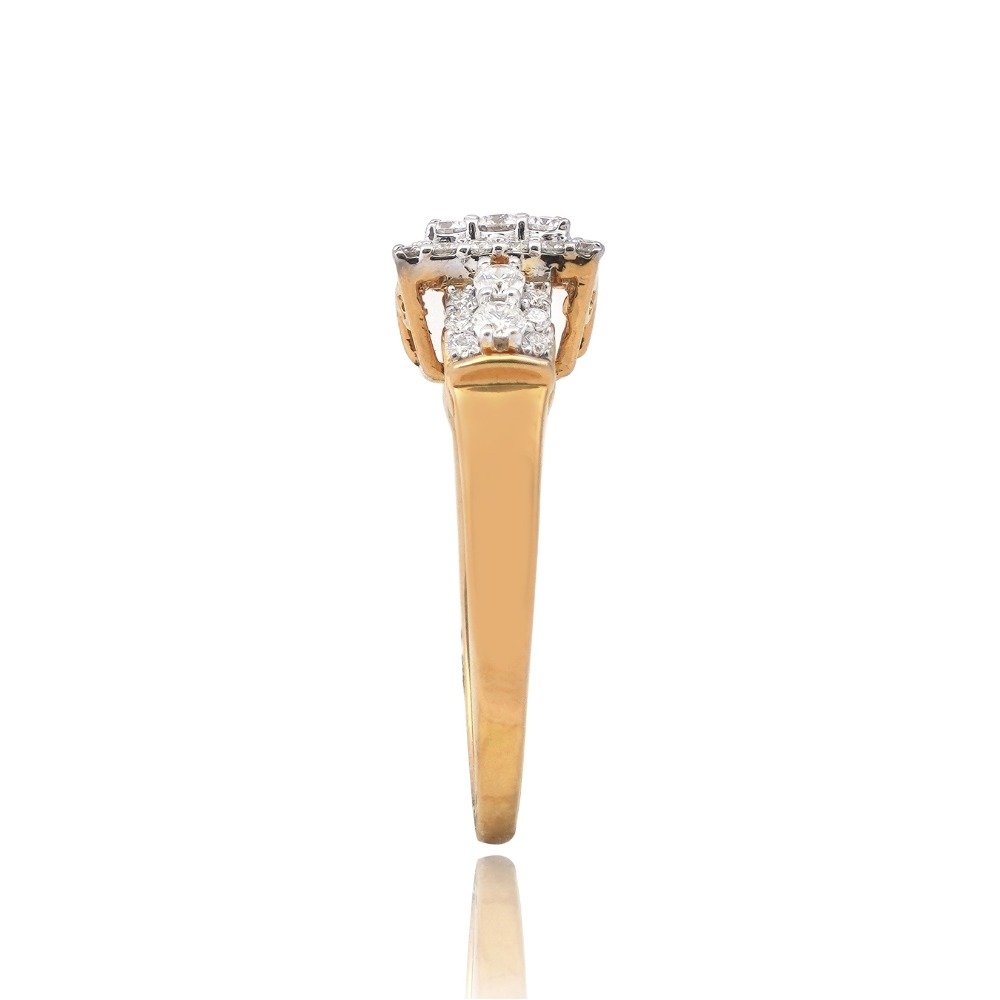 22KT Gold Simple Diamond Design Ring 