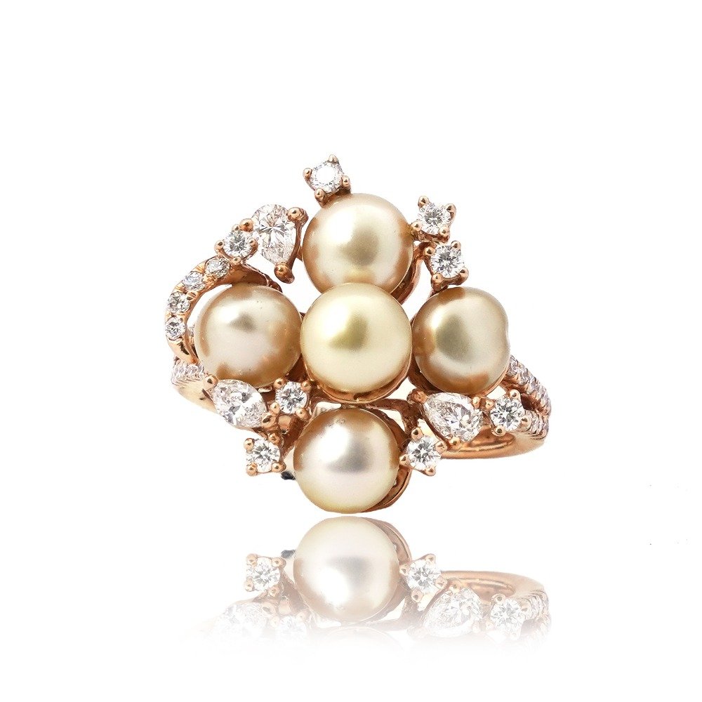 22KT Gold Unique Diamond  Design Ring 